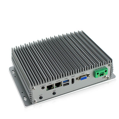 I5 6200UのFanless険しい小型PC
