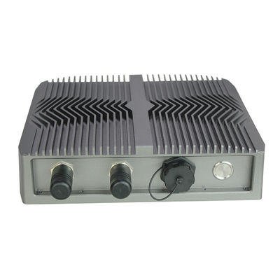RJ45のFanless IP65第8 GEN I3 I5 I7産業埋め込まれた箱のPC