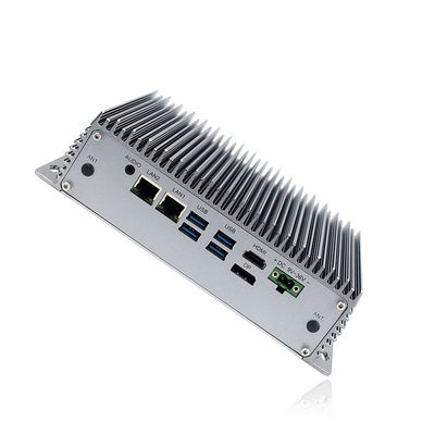 I3 8145U Fanless埋め込まれた箱のPC