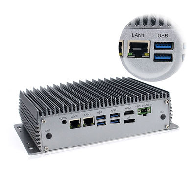 I3 8145U Fanless埋め込まれた箱のPC